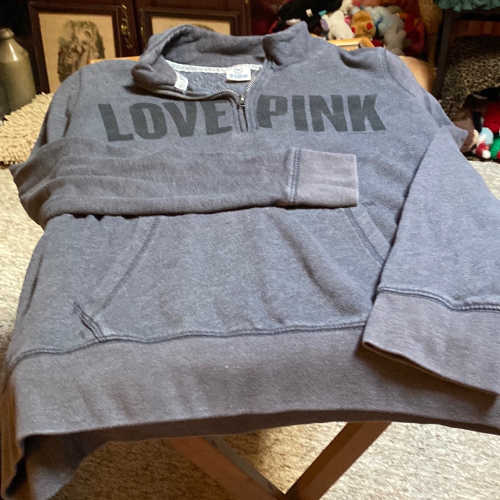 Medium grey sweatshirt
